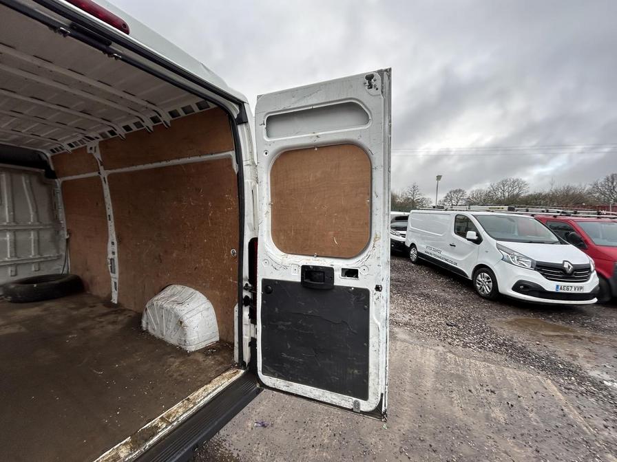 2014 Peugeot Boxer – Model: Boxer 335 Professional L3H2 HDi – WF64SFE