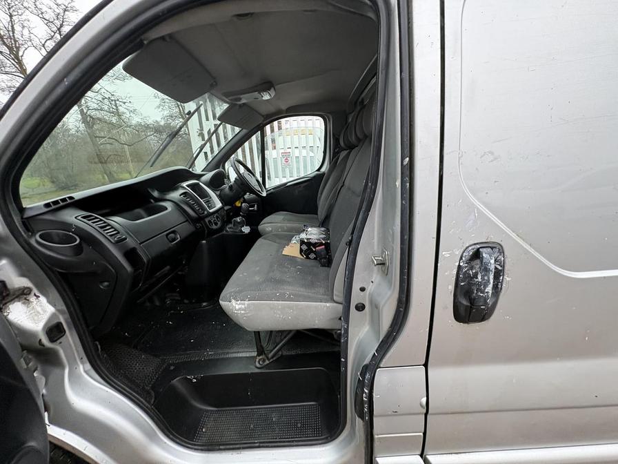 2011 Vauxhall Vivaro – Model: Vivaro  2700 Sportive CDTI – YD61AUK