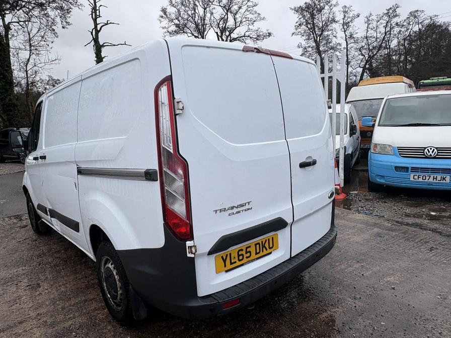 2015 Ford Transit Custom – Model: Transit Custom 270 E-Tech – YL65DKU