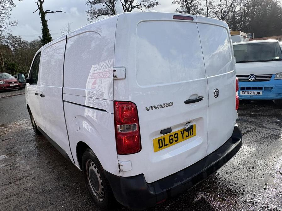 2020 Vauxhall Vivaro – Model: Vivaro 2700 Edition S/S – DL69YJO