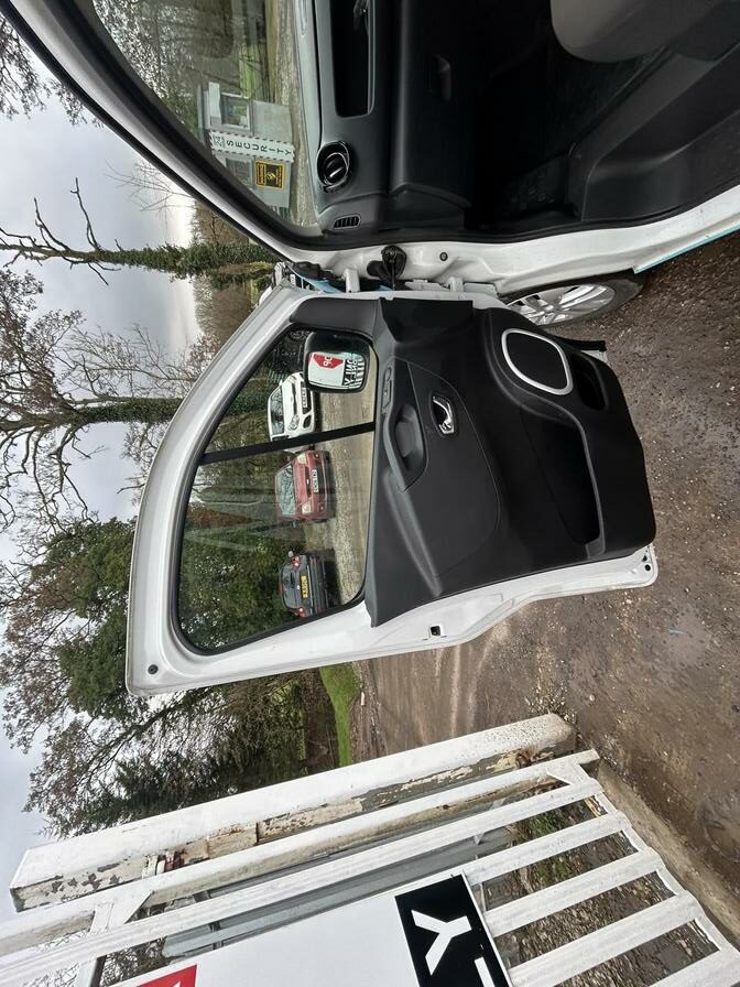 2018 Vauxhall Vivaro – Model: Vivaro  2900 Sportive CDTi – DT18EWL