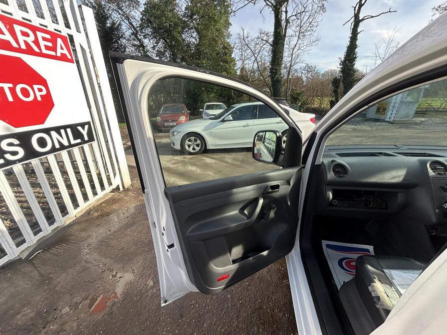 2015 Volkswagen Caddy – Model: Caddy C20 Startline TDI – GC15NUF