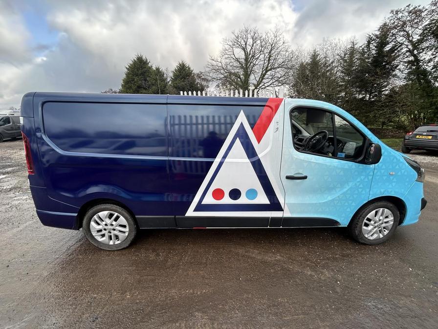 2018 Vauxhall Vivaro – Model: Vivaro  2900 Sportive CDTi – DT18EWL