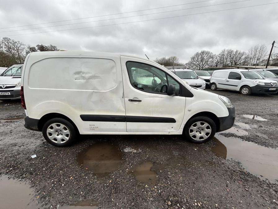 2018 Peugeot Partner – Model: Partner Professional L1 Blue HDi – MW67XPU