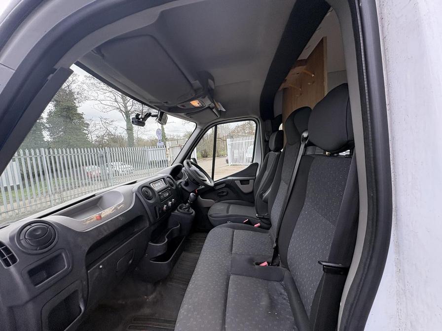 2018 Vauxhall Movano – Model: Movano L3H2 F3500 CDTi – SJ67YTK