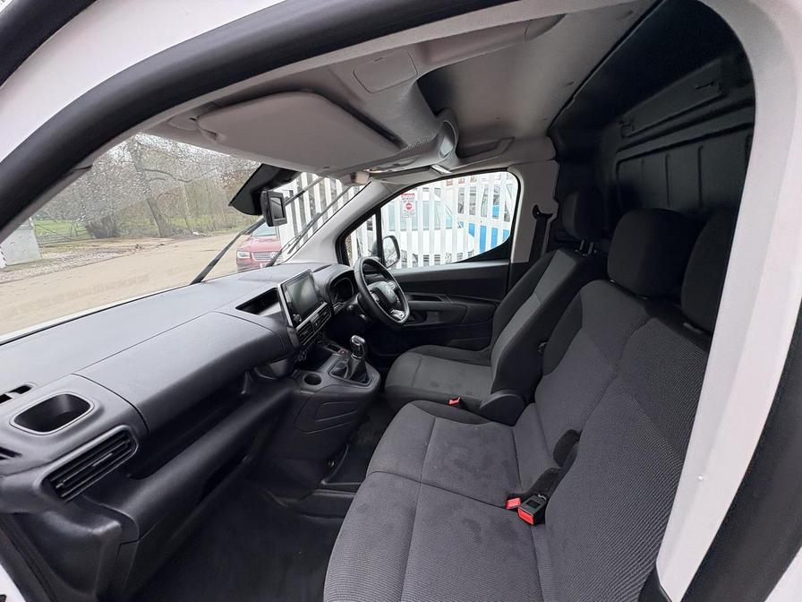 2020 Citroen Berlingo – Model: Berlingo 1000 Driver Blue HDi S/S – YC70XEV