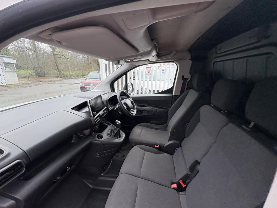 2020 Citroen Berlingo – Model: Berlingo 650 Enterprise Blue HDi S/S – CA70DWJ