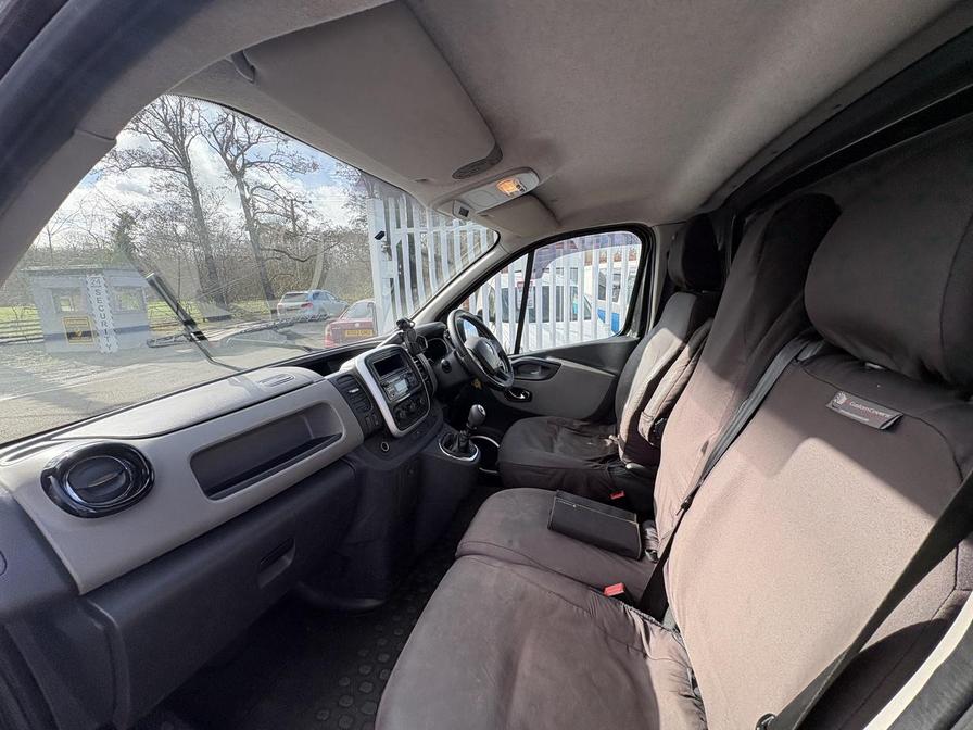 2017 Renault Trafic – Model: Trafic SL27 Energy Formula Edition dCi – DN67AXP