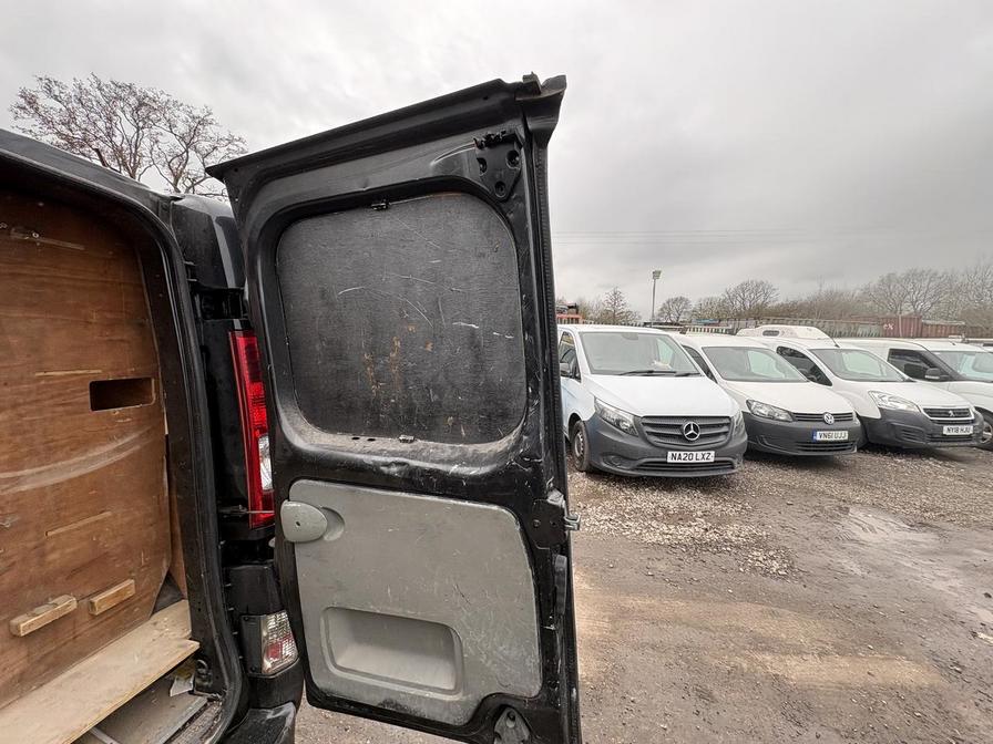 2013 Vauxhall Vivaro – Model: Vivaro 2700 Sportive CDTi SWB – LT13VMW