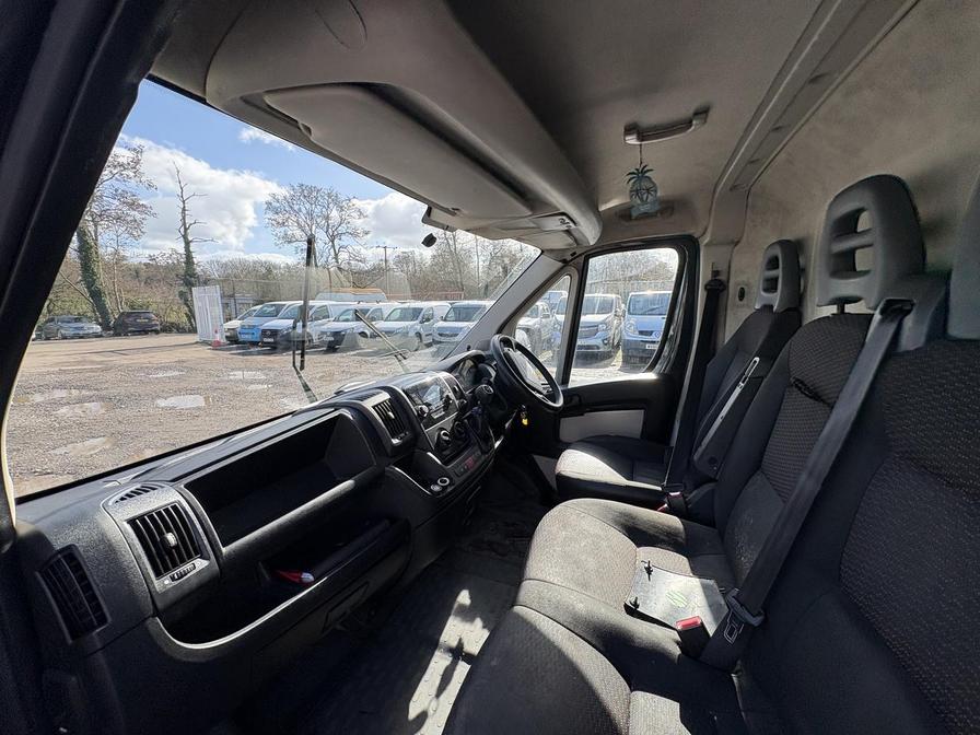 2014 Citroen Relay – Model: Relay 35 L3H2 Enterprise e-HDi – KS14UYE