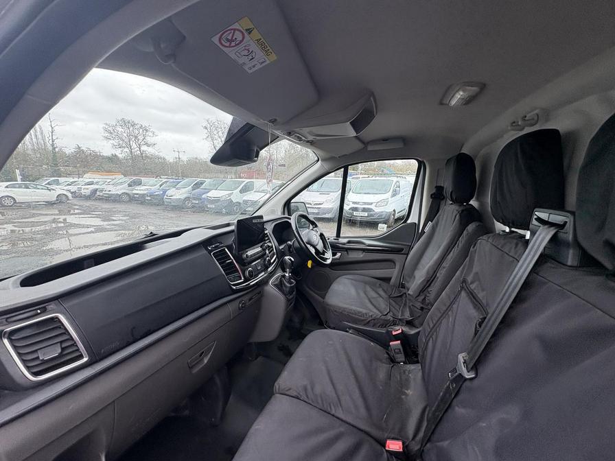 2019 Ford Transit Custom – Model: Transit Custom 280 Limited EcoBlue – YM69NZA