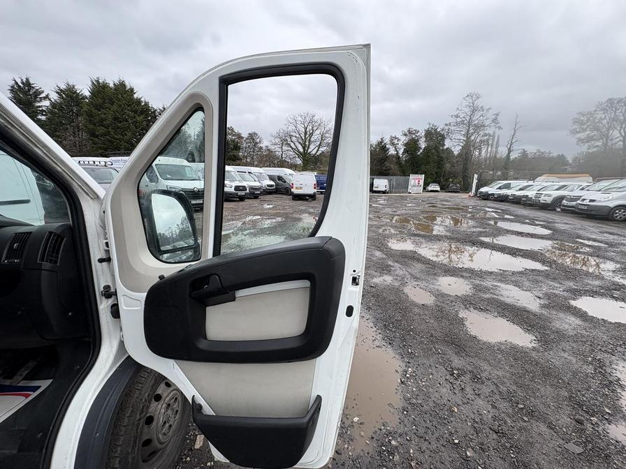 2018 Peugeot Boxer – Model: Boxer 435 Professional L4H2 Blue HDi – OU18OEA