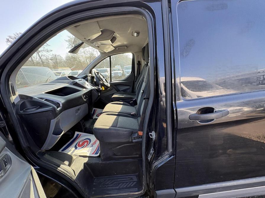 2015 Ford Transit Custom – Model: Transit Custom 270 Trend E-Tech – GD15PNJ