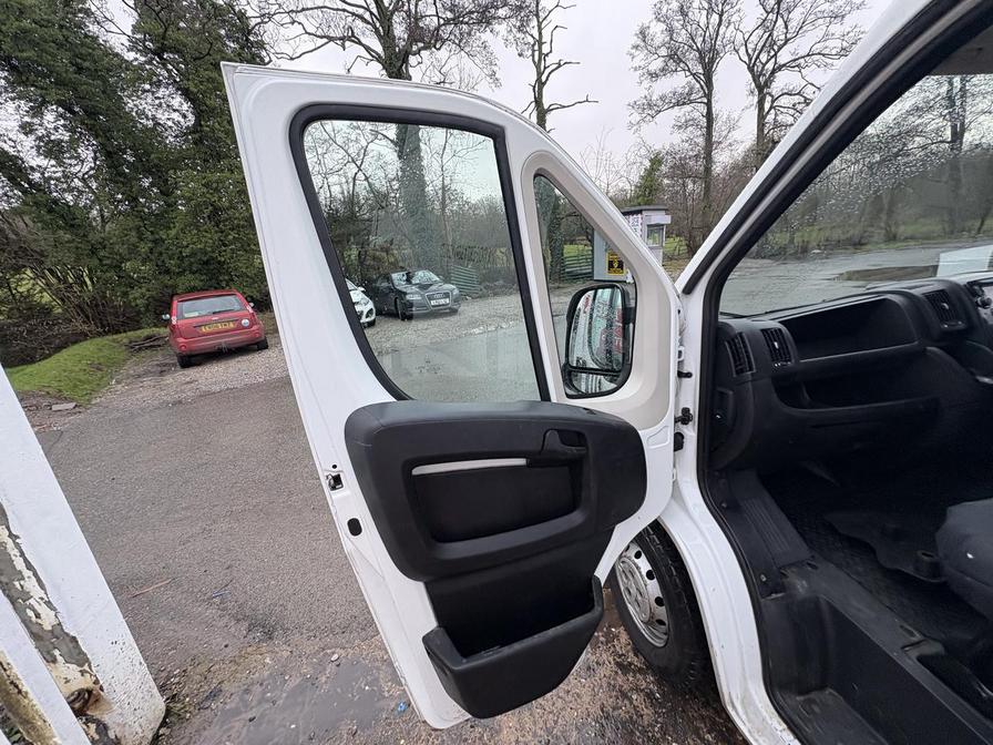 2020 Citroen Relay – Model: Relay 35 L2H2 Enterprise Blue HDi S/S – MJ70KPT