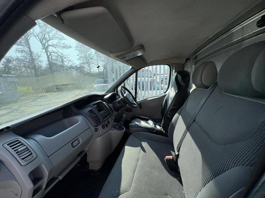 2014 Vauxhall Vivaro – Model: Vivaro 2700 CDTi 113 SWB – DX14XCK