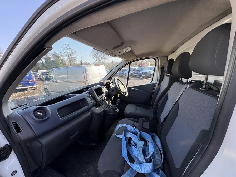 2015 Vauxhall Vivaro – Model: Vivaro  2900 CDTI – DU65GRF