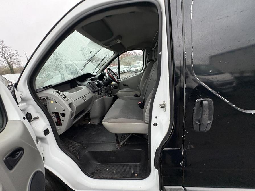 2014 Vauxhall Vivaro – Model: Vivaro  2900 CDTI LWB – DL14ECY