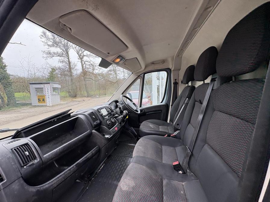 2020 Peugeot Boxer – Model: Boxer 335 Professional L2H2 Blue HDi – CA70CXM