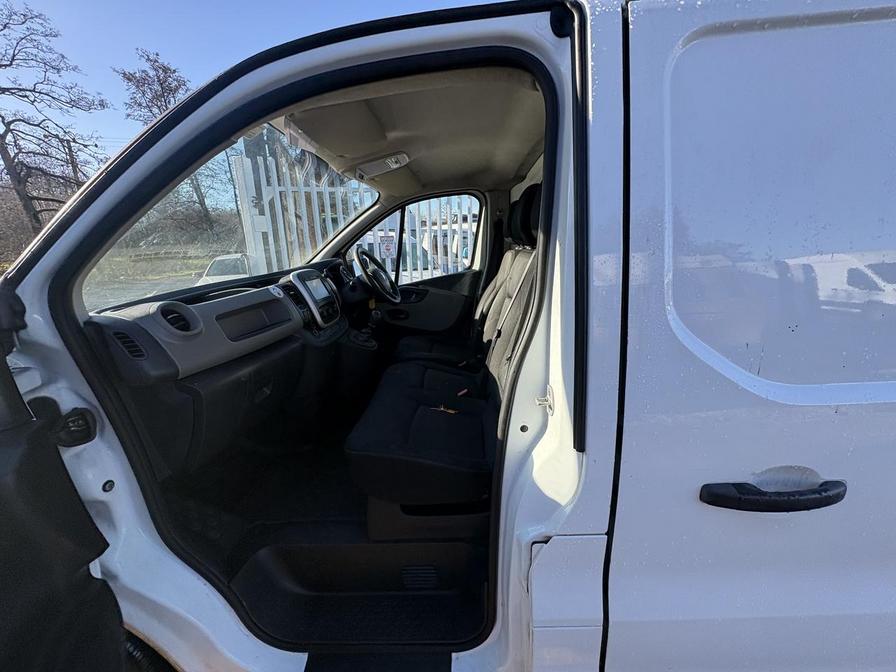 2016 Renault Trafic – Model: Trafic SL27 Business dCi – RF66AVO