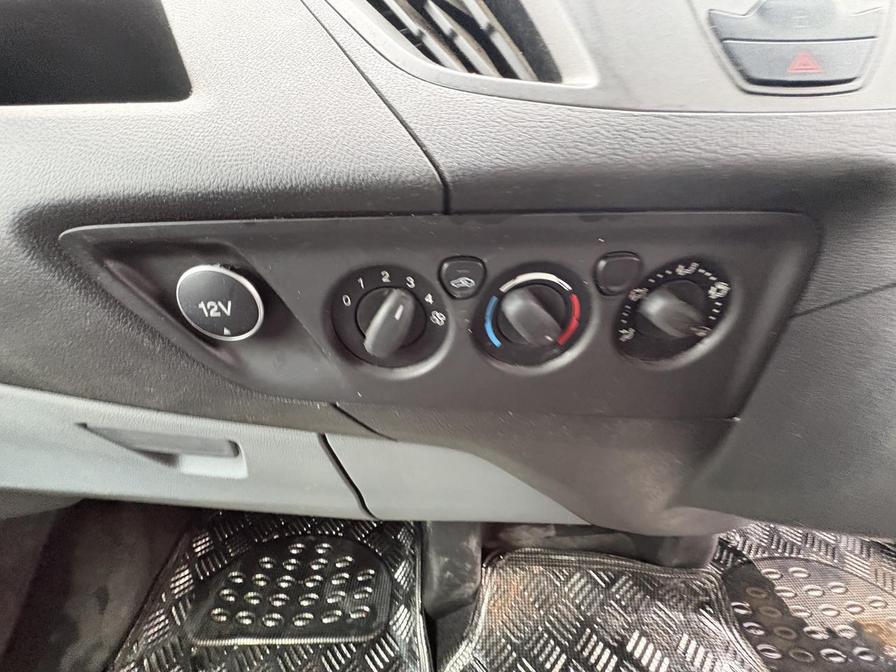 2014 Ford Transit Custom – Model: Transit Custom 290 E-Tech – HN14RKO