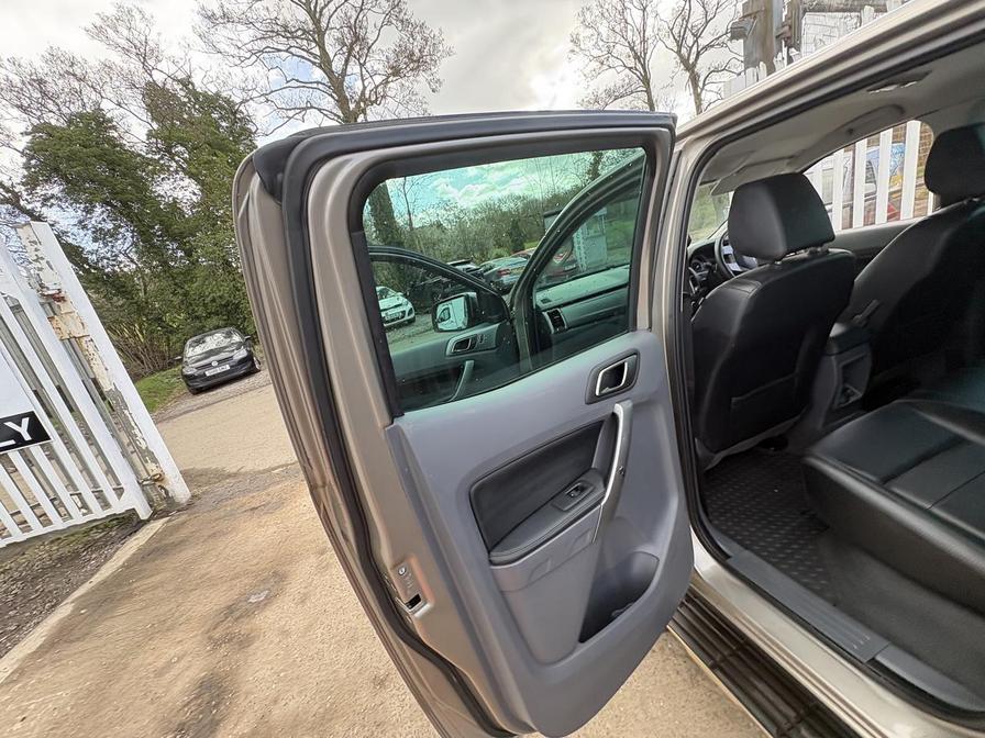 2019 Ford Ranger – Model: Ranger Limited Edition 4×4 Double Cab TDCi Auto – MD69BFJ