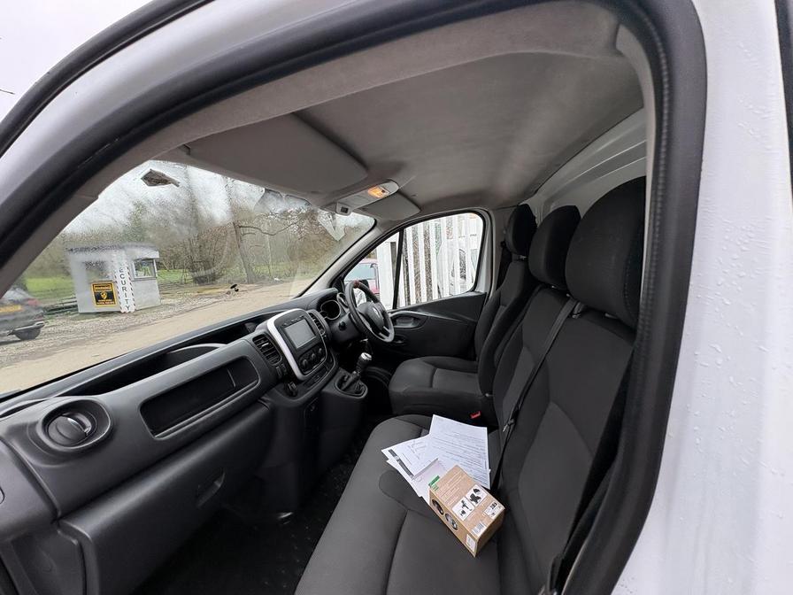 2021 Renault Trafic – Model: Trafic SL28 Business Energy dCi – MJ71LKU