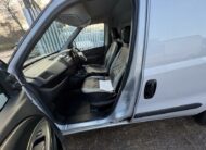 2015 Vauxhall Combo – Model: Combo 2000 L1H1 CDTi Sportive – SO65MZU