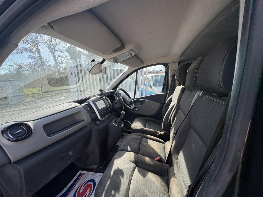 2016 Renault Trafic – Model: Trafic SL27 Sport DCI – BL16RBF