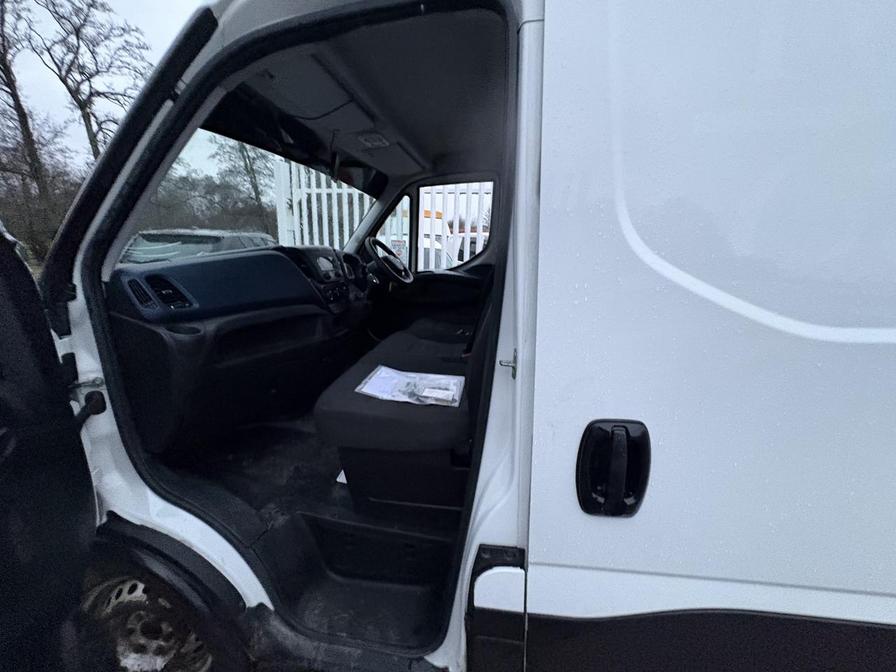 2021 Iveco Daily – Model: Daily 35S14b Auto – PXZ8712