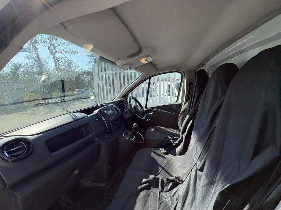 2017 Vauxhall Vivaro – Model: Vivaro  2900 Sportive CDTi – DY67FRU