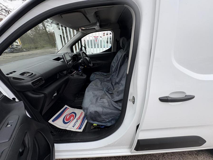 2022 Citroen Berlingo – Model: Berlingo 1000 Enterprise Professional Blue HDi – LM71RTX