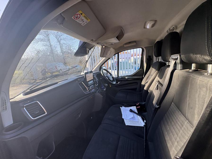 2019 Ford Transit Custom – Model: Transit Custom 300 Limited EcoBlue – MF69DYP