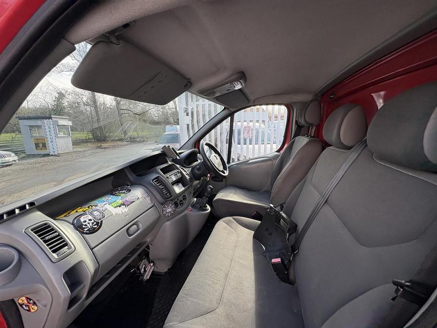 2013 Vauxhall Vivaro – Model: Vivaro 2900 ecoFLEX CDTi LWB – WV13TWF