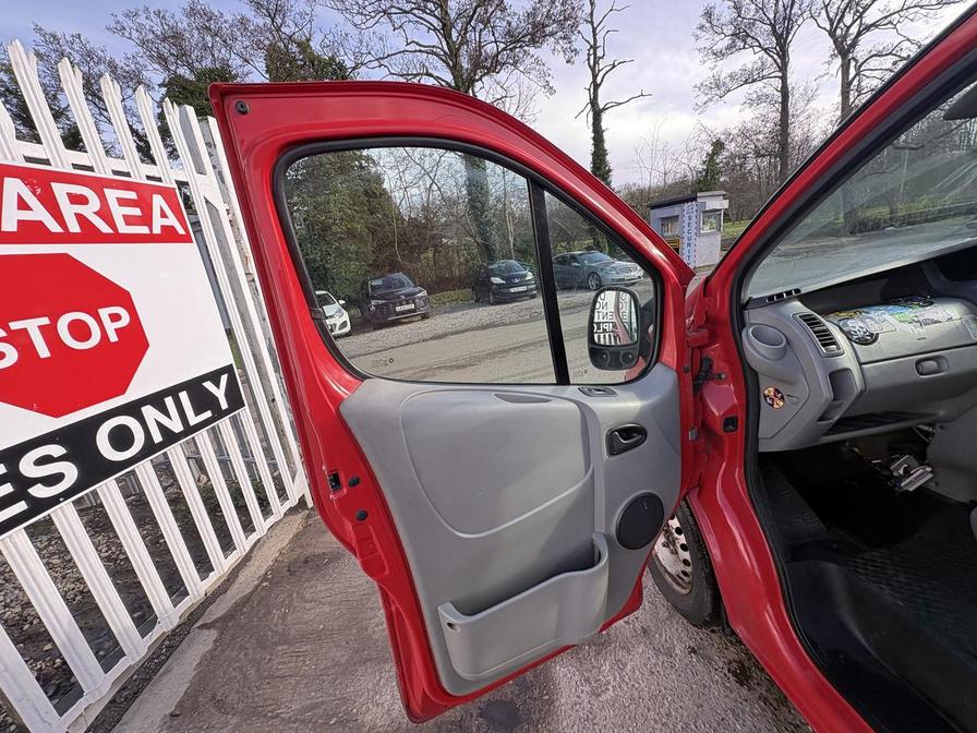 2013 Vauxhall Vivaro – Model: Vivaro 2900 ecoFLEX CDTi LWB – WV13TWF