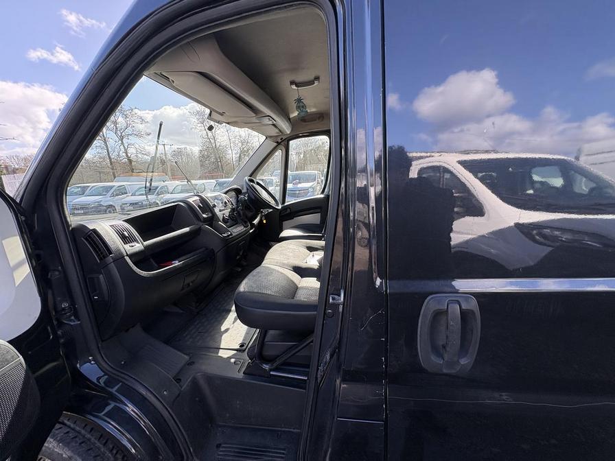 2014 Citroen Relay – Model: Relay 35 L3H2 Enterprise e-HDi – KS14UYE