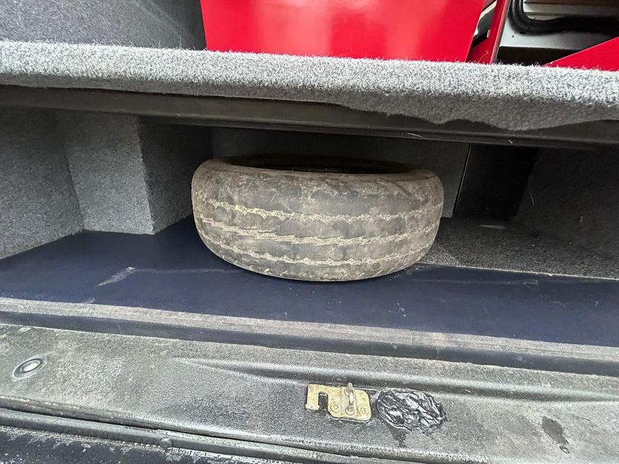 2004 Ford Transit – Model: Transit 300 SWB TD – LD04VYV