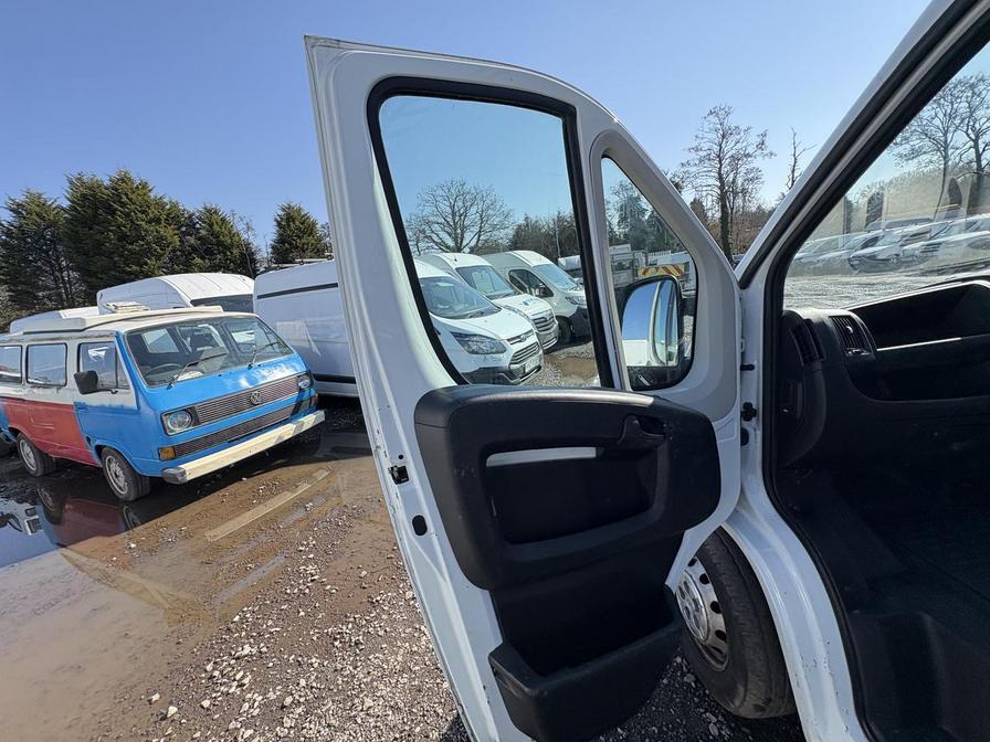 2020 Citroen Relay – Model: Relay 35 L2H2 Enterprise Blue HDi S/S – LC70XCG