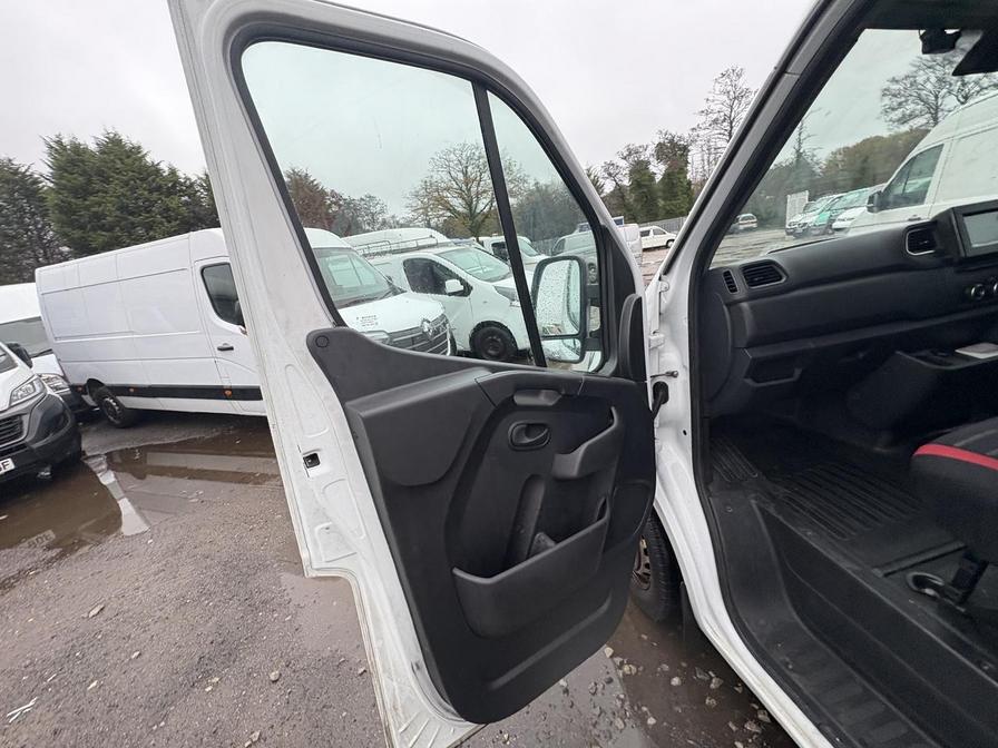 2020 Vauxhall Movano – Model: Movano L3H3 F3500 CDTi – DN70GYV