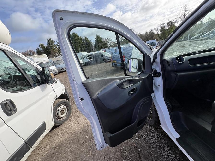 2015 Vauxhall Vivaro – Model: Vivaro  2900 CDTI – DP65XZM