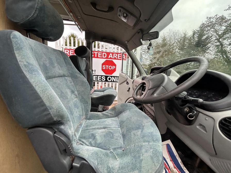 2002 Renault Master – Model: Master 120.35 dCi LWB – JS51OLS