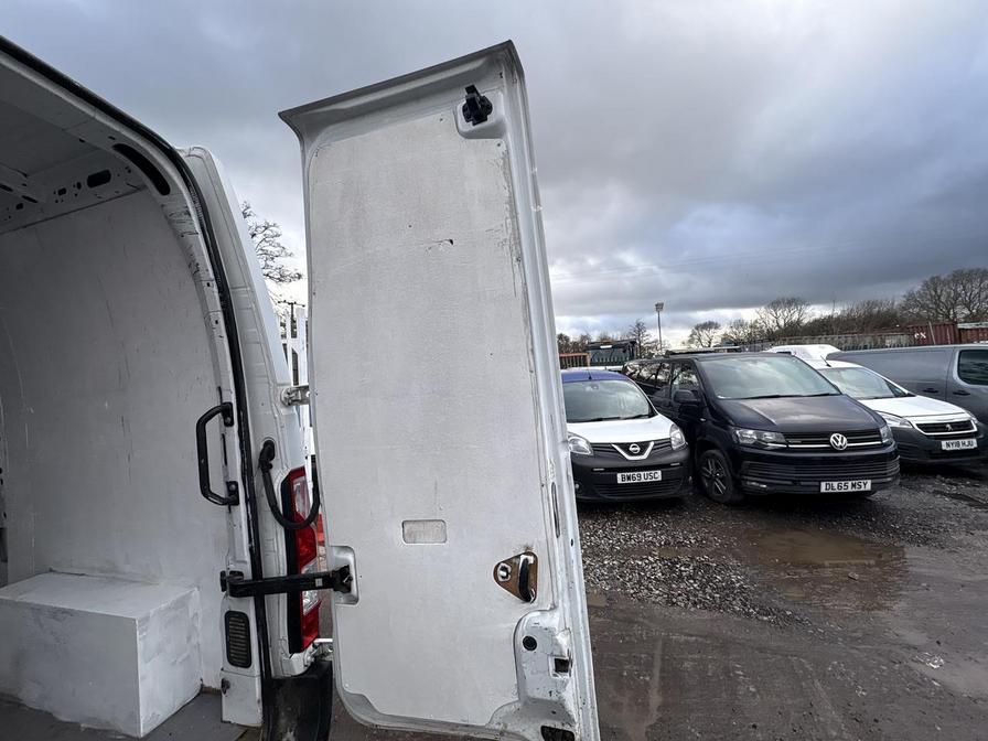 2021 Vauxhall Movano – Model: Movano L2H2 F3500 CDTI – DN71JVF