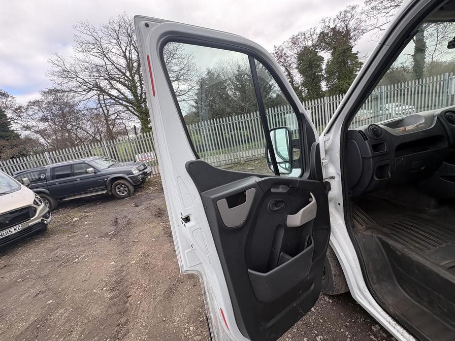 2018 Vauxhall Movano – Model: Movano L3H2 F3500 CDTi – SJ67YTK