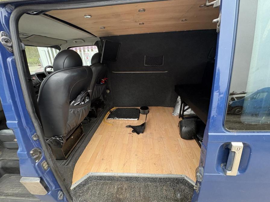 2003 Volkswagen Transporter – Model: Transporter TDI SWB – WG52FDE