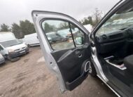 2017 Vauxhall Vivaro – Model: Vivaro  2700 Sportive CDTI – SA17THU