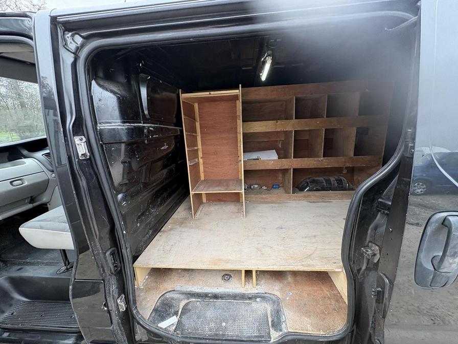 2013 Vauxhall Vivaro – Model: Vivaro 2700 Sportive CDTi SWB – LT13VMW