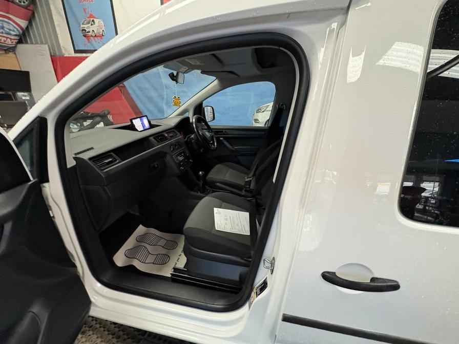 2018 Volkswagen Caddy MaxI – Model: Caddy Maxi C20 TDI – GF18YUW/V300ESH