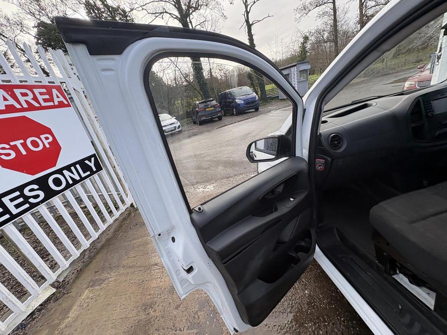 2016 Mercedes-Benz Vito – Model: Vito 109 CDi – BL66XMX