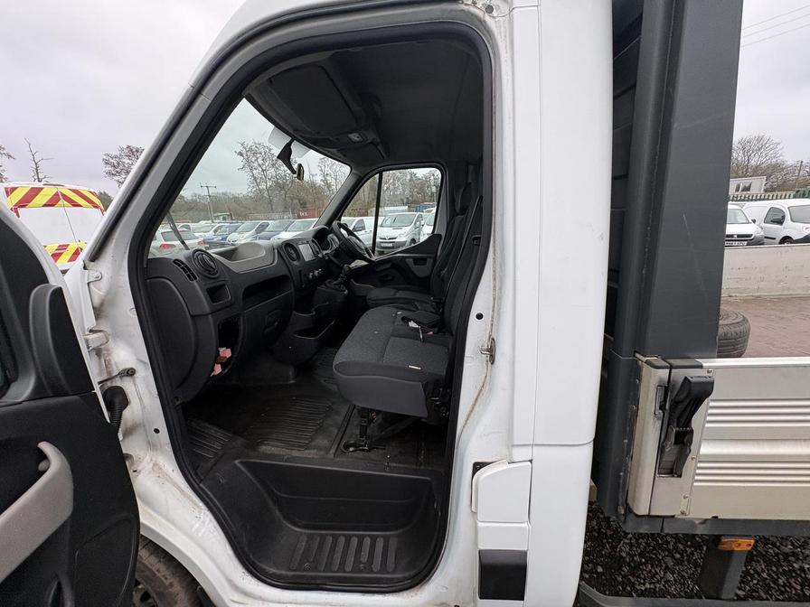 2017 Vauxhall Movano – Model: Movano L3H1 F3500 CDTi – FE67EKO