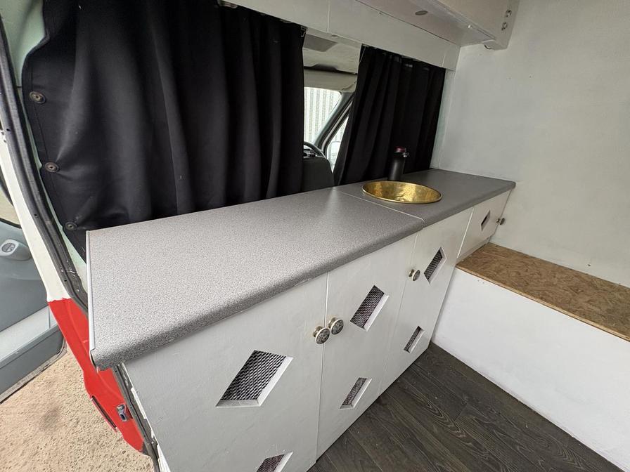 2011 Ford Transit – Model: Transit 85 T280 MWB FWD – SP11LGY