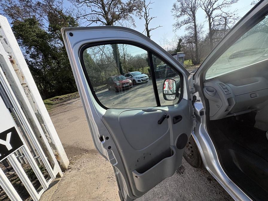 2014 Vauxhall Vivaro – Model: Vivaro 2700 CDTi 113 SWB – DX14XCK